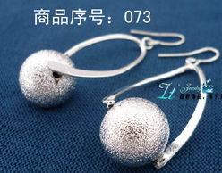 精致點綴 無耳洞耳夾、耳釘與美妝美發(fā)輔助工具全指南